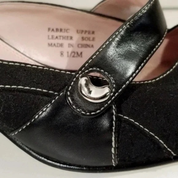 Anne Klein Signature Pattern Mules with top strap - Picture 3 of 9